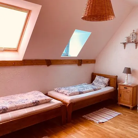 Dom W Krate - Kolo Karpacza Tatil Evi Lomnica (Jelenia Gora)