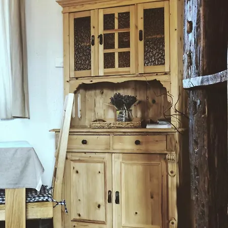 Dom W Krate - Kolo Karpacza * 웜니차